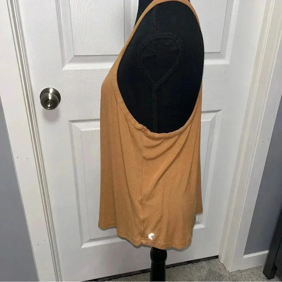 Zyia  Tank - Picture 2 of 5